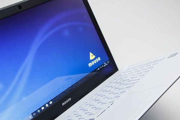 ASCII.jp：第8世代Core i7と512GB SSD搭載で9万9800円! 15.6型「m-Book