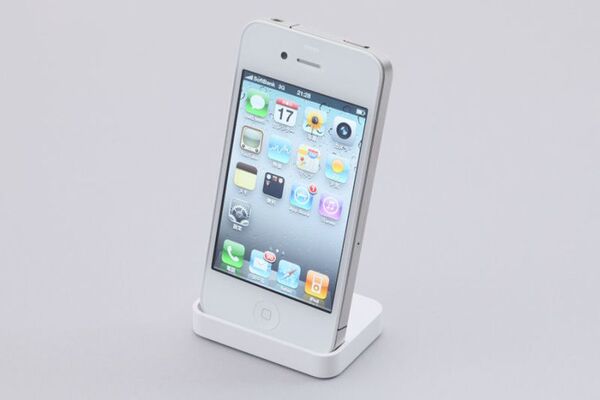 iPhone4ホワイトも明日買えルンです♪ - 週刊アスキー
