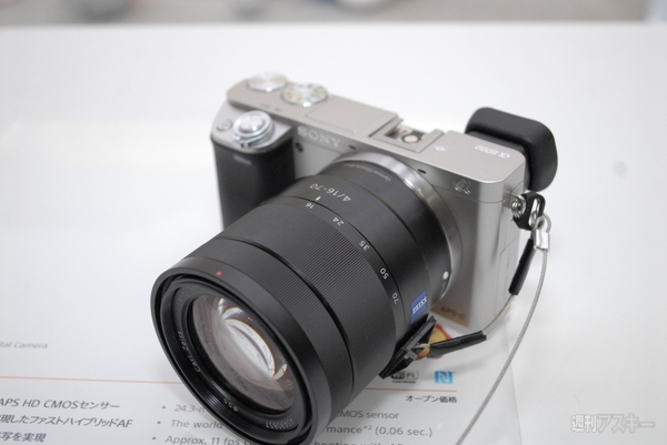 まばたきの2倍速いソニー『α6000』の世界最速AFを体感してきた:CP+2014