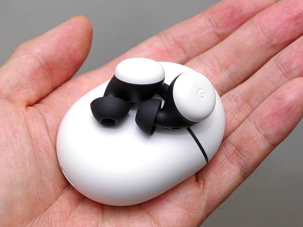 ASCII.jp：グーグル「Pixel Buds」音質から翻訳機能まで即戦力度を全