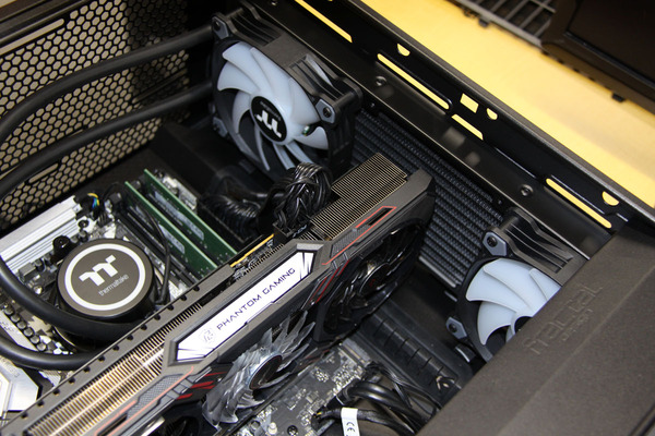 ASCII.jp：Radeon RX 6700 XT搭載の