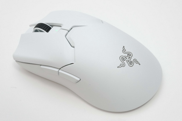 ASCII.jp：最軽量マウス「Razer Viper V2 Pro」は、58gに新センサー