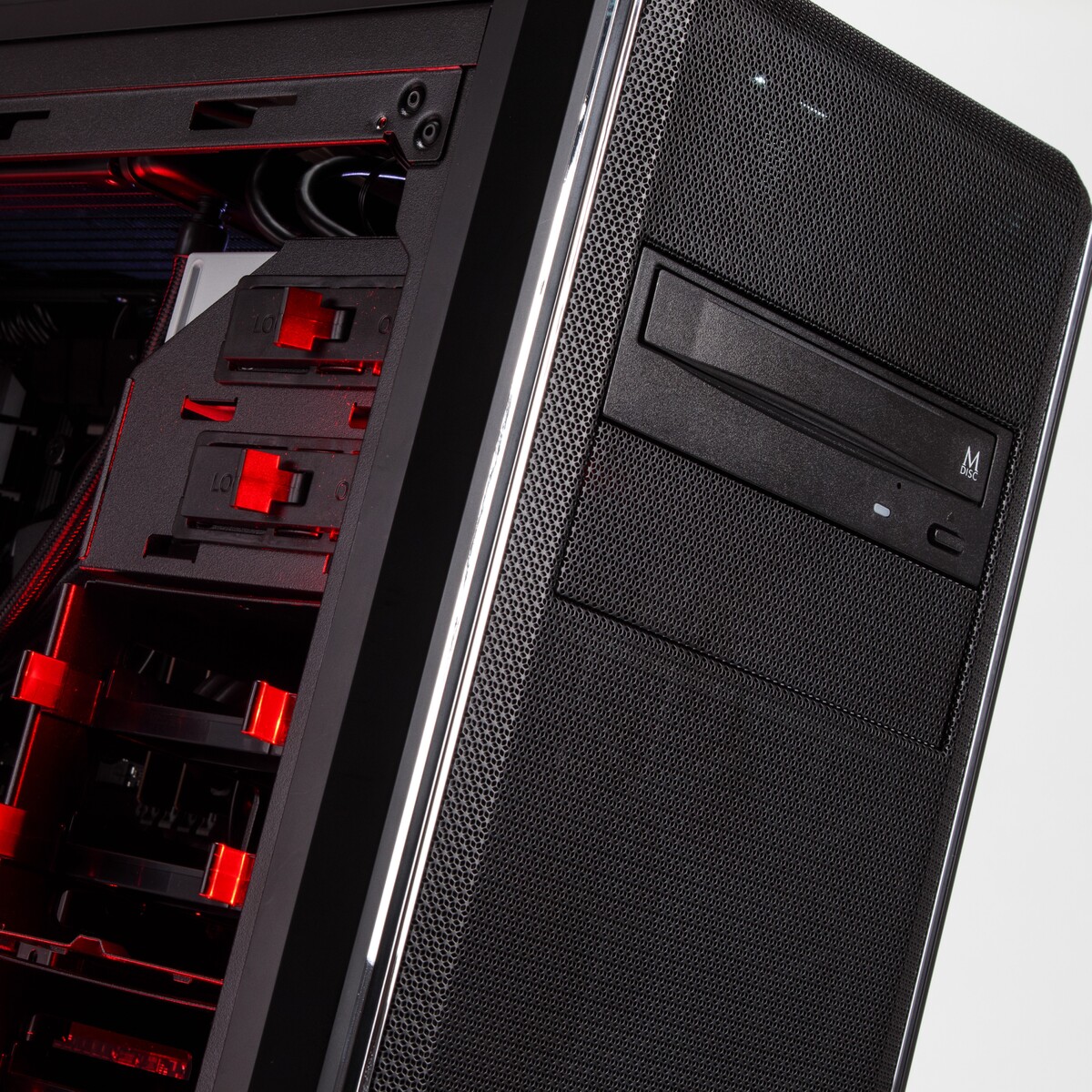 ASCII.jp：Ryzen 7 7800X3D＆RTX 4070の最新タッグなら5年先も戦える