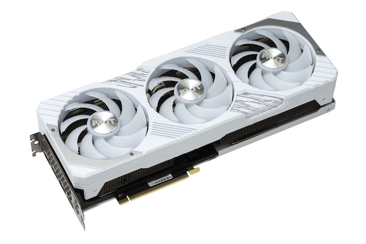 真っ白ボディとLEDを装備したPalit「GeForce RTX 4070 Ti SUPER