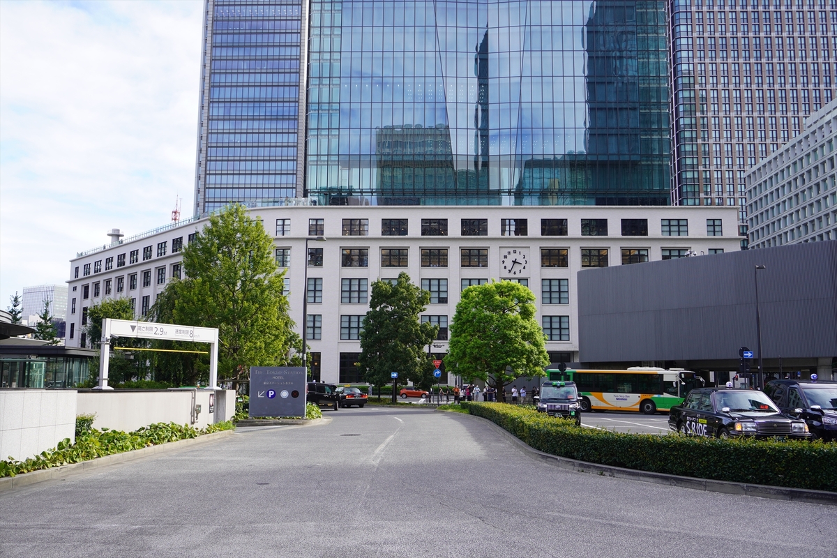 わずか5年で焼失した初代郵便局！ 東京駅の目の前に建つ印象的な「東京