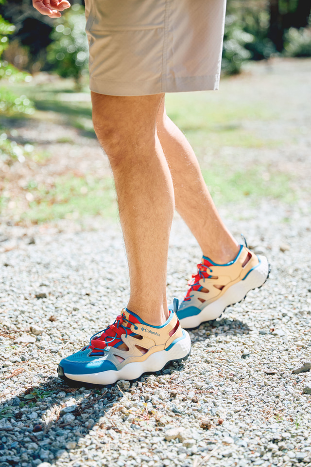 コロンビア、地層をイメージしたスニーカーサンダル「スライブ