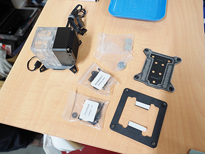 DDCポンプやリザーバーが一体になった本格水冷向けCPUブロックがBykski