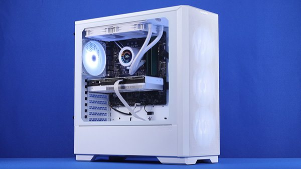 ホワイトでCore i7×GeForce RTX 4070の今時ゲーミングPC「STORM PG