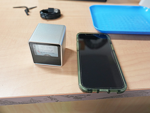 PCハード情報を表示できるUSB接続メーター「VU1」がSTREACOMから、E