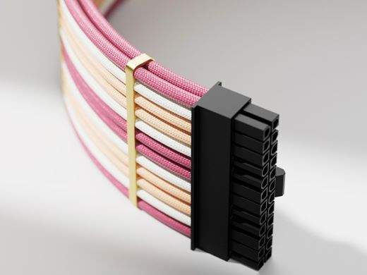 HYTEのVTuberコラボPCケースの予約開始、ホロライブ「ワトソン