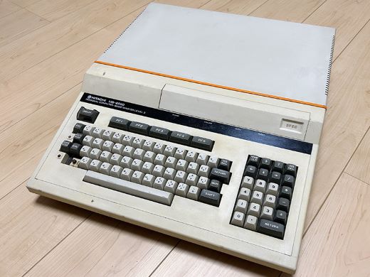 国産パソコン初、標準ひらがな表示対応の日立「ベーシックマスター