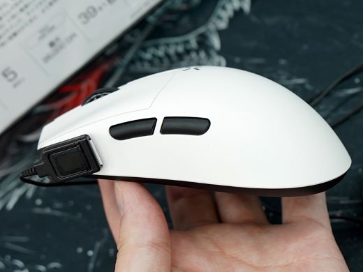 重量39gの軽量ワイヤレスゲーミングマウス「HITSCAN Hyperlight」が