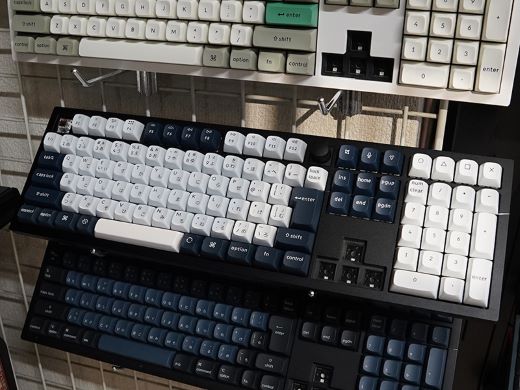 金属筐体のワイヤレスキーボード「Keychron Q6 Max」 - AKIBA PC Hotline!