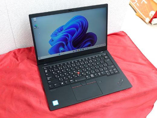 第13世代Core搭載の現行モデル「ThinkPad X1 Carbon 11th」など