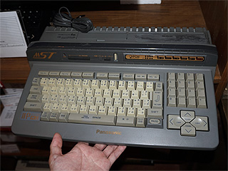 MSX turbo R規格のレトロPCが税込6.5万円 （取材中に見つけた○○な