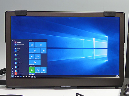 さらに万能になったOn-Lapの13インチモデル、“薄さ、見やすさ、使い