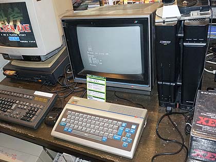 ナショナルのキーボード一体型PC「JR-200」が税込13,800円 （取材中に