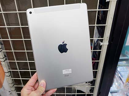 iPad Air2」のセルラーモデルが税込23,800円、NTTドコモ回線向けのC