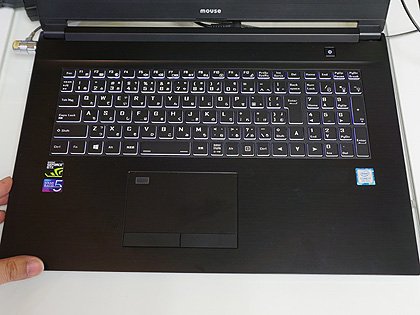 Core i7-9750H搭載の大画面17.3型ノート「m-Book W890」が発売、内蔵