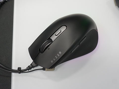 Razerのエルゴノミクスマウス「Razer Pro Click V2」が30日発売