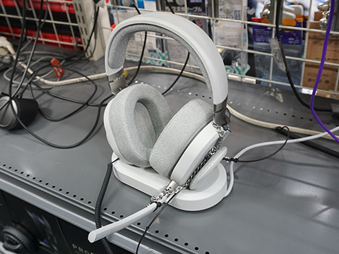 Fractal Designゲーミングヘッドセット「Scape Light」がTSUKUMOで展示