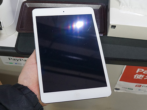 iPad mini 4 Wi-Fiモデル 128GB」が4,000円など、中古/ジャンク品