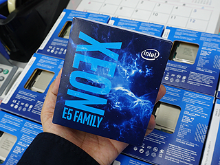 最上位は22コア/44スレッド対応、「Xeon E5-2600 v4」シリーズが発売