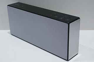 ミニレビュー】1台で何役もこなす無線スピーカー「SRS-X7」を衝動買い