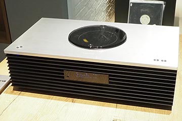Technics、ネットワーク再生もできる2.1ch一体型オーディオ「OTTAVA f