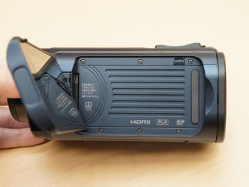 JVC、業界初4Kで防水/防塵/耐衝撃/耐低温“QUAD PROOF”ビデオカメラ。約