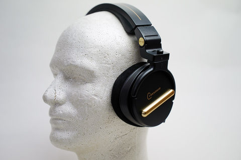 鳥居一豊の「良作×良品」】身近になった頭外定位ヘッドフォン第2弾「CZ