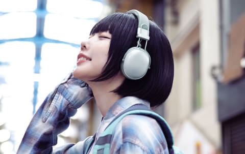 僕の世界に、ノイズはいらない。」AVIOT、ANC搭載小型ヘッドフォン「WA