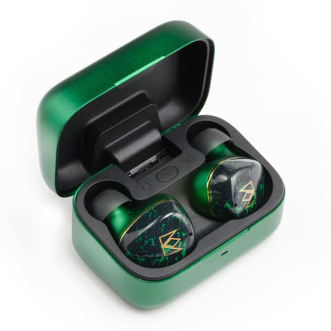 Noble Audio“王の名”冠した完全ワイヤレス「FoKus Rex5