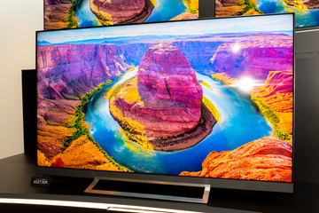 レグザ新リモコンにAbemaTV、Hulu、U-NEXTなど6ボタン。ブラビア超え