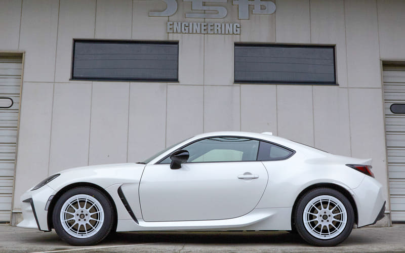 エンケイ、「GR86/BRZ Cupカー」や「フェラーリF40」専用ホイールなど