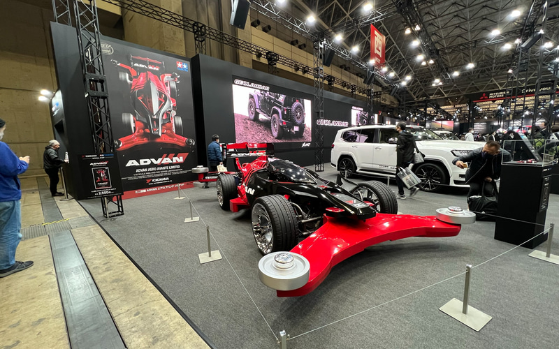 1/1 ミニ四駆の「ADVAN エアロ アバンテ」に出会え、ミニ四駆も購入