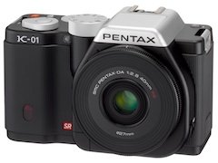 ペンタックス、Kマウント採用ミラーレスカメラ「K-01」を国内発表