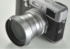 富士フイルム、28mm相当になる「FUJIFILM X100」用ワイド