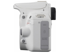 キヤノン、APS-C最小一眼レフ「EOS Kiss X7」にホワイトを追加