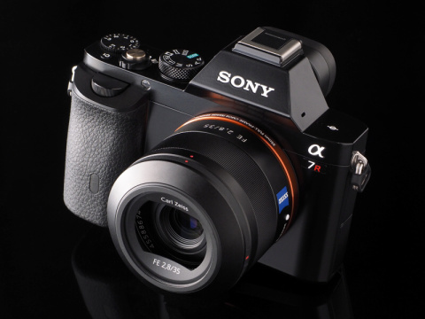 新製品レビュー：ソニーα7R - デジカメ Watch Watch