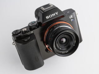 特別企画：検証：ソニーα7Sは広角オールドレンズの救世主か