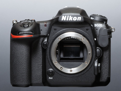 新製品レビュー：ニコンD500（外観・機能編） - デジカメ Watch Watch