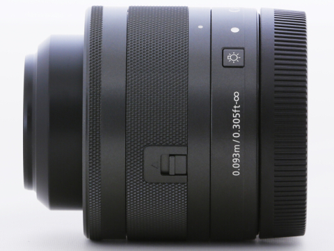 交換レンズレビュー：噂のキヤノン純正LED内蔵マクロレンズを試す