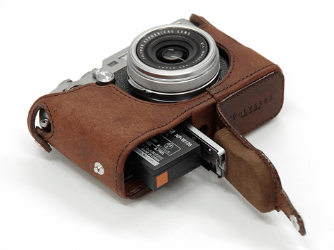 ユリシーズ、FUJIFILM X100F用のレザーケース - デジカメ Watch