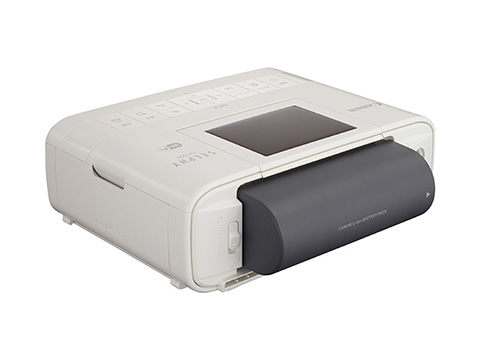 キヤノン、使い勝手を向上した小型プリンター「SELPHY CP1300