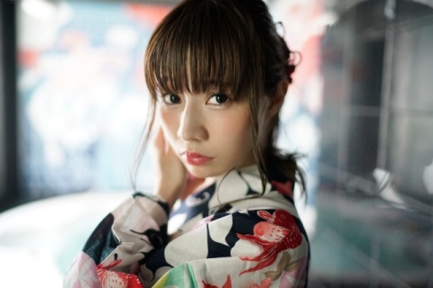 魚住誠一：ベース女子写真展 / SHIZUKA LoveLace写真展 - デジカメ Watch