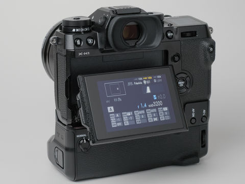 新製品レビュー：FUJIFILM X-H1（外観・機能編） - デジカメ Watch