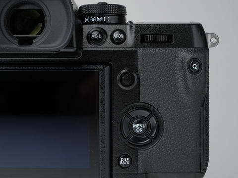 新製品レビュー：FUJIFILM X-H1（外観・機能編） - デジカメ Watch