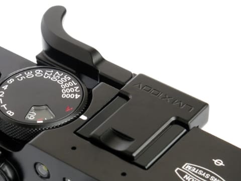 レンズメイト、FUJIFILM X100V専用のサムレスト - デジカメ Watch