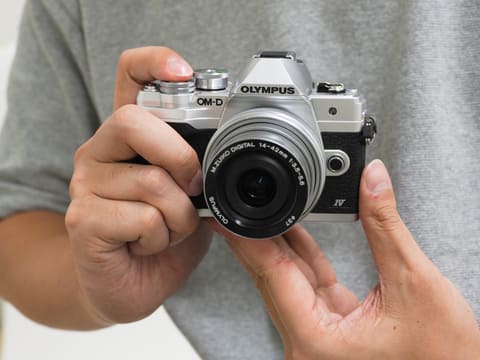 写真で見るオリンパス「OM-D E-M10 Mark IV」 - デジカメ Watch
